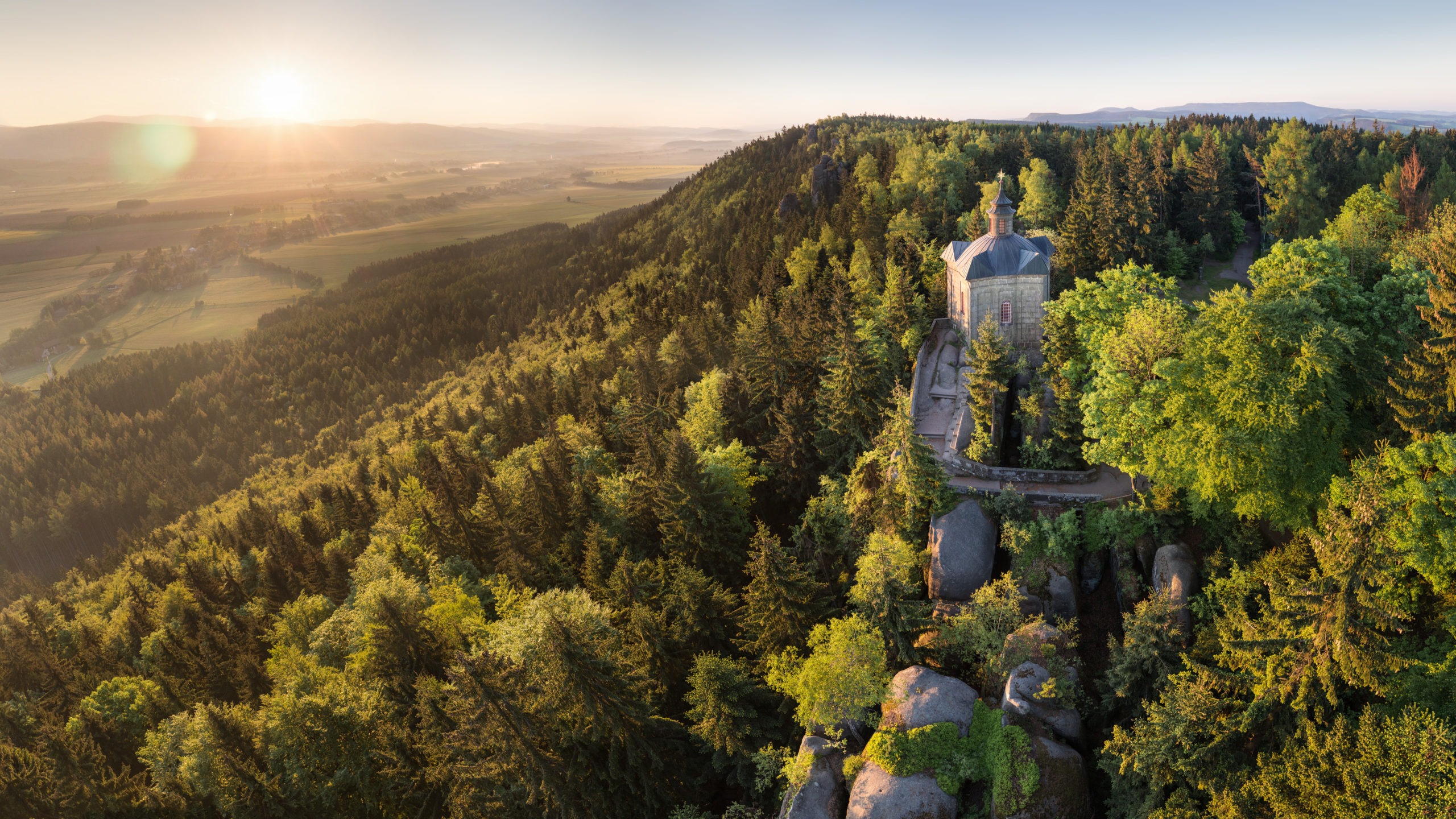 Hvězda Broumovsko - © UPVISION