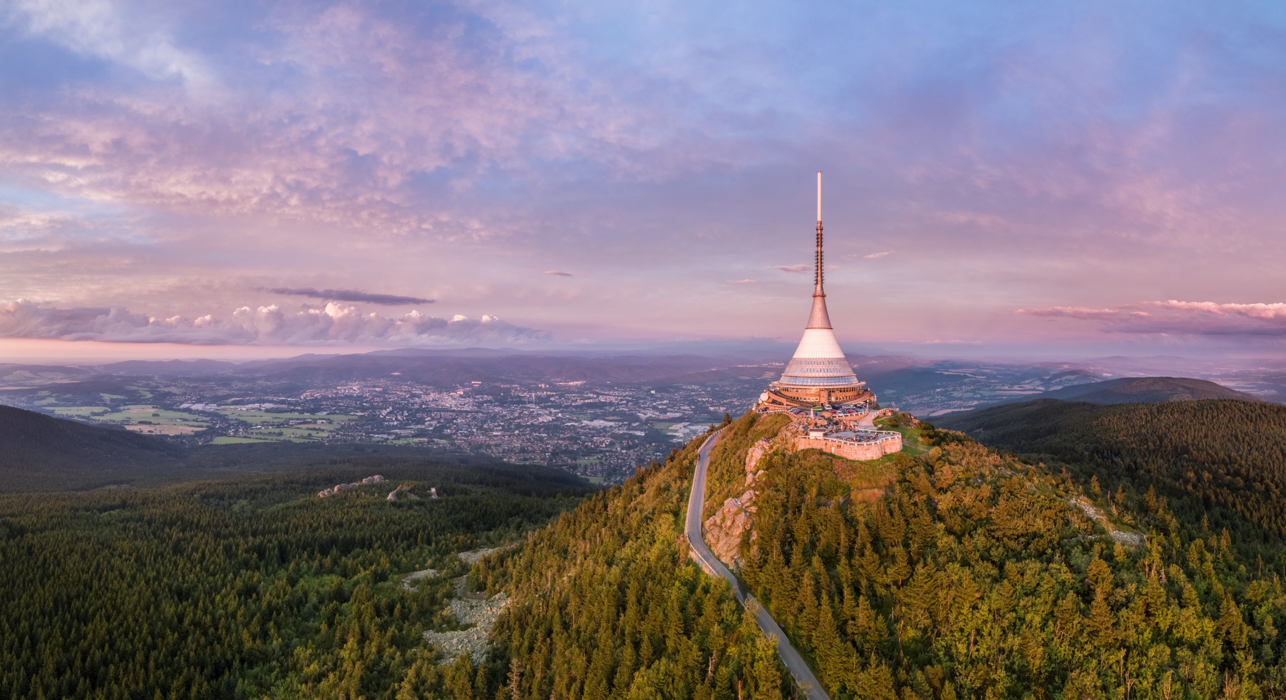 The view tower and hotel of Ještěd - © UPVISION