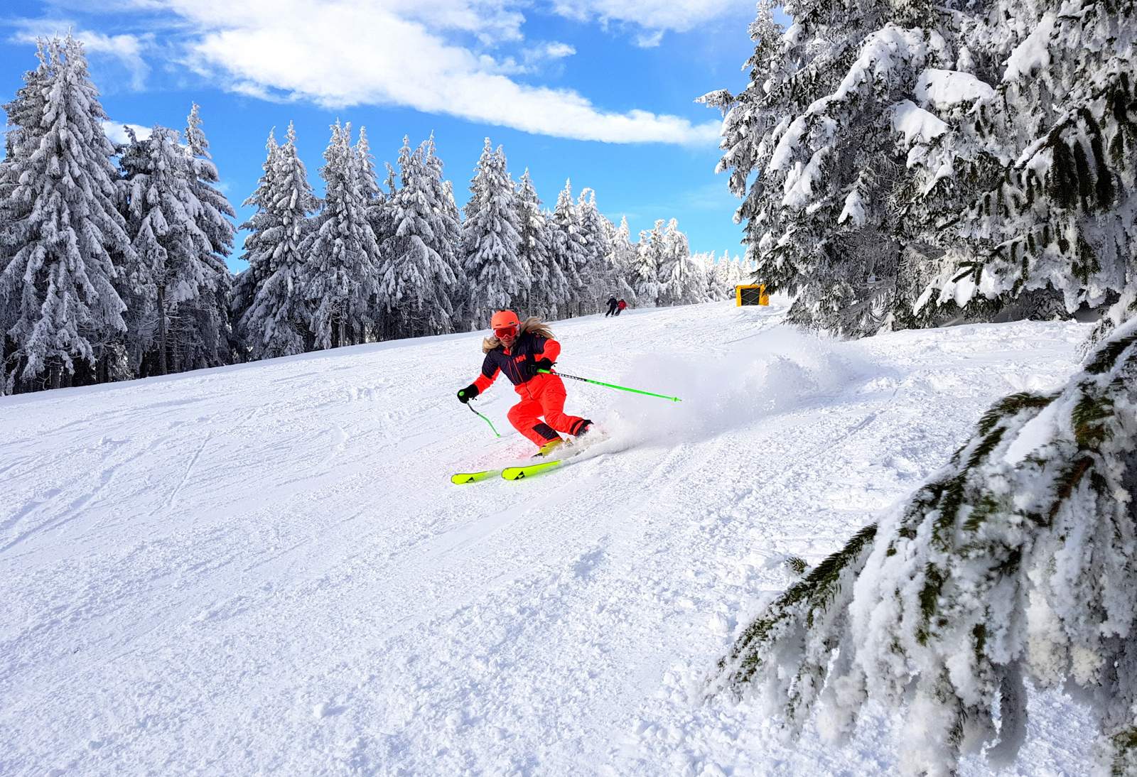 Downhill skier - © Tomáš Rucký